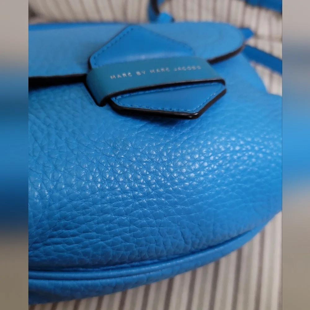 Marc by Marc Jacobs Vibrant Aquamarine Half Pipe Annabel Crossbody Shoulder Bag - Picture 11 of 16